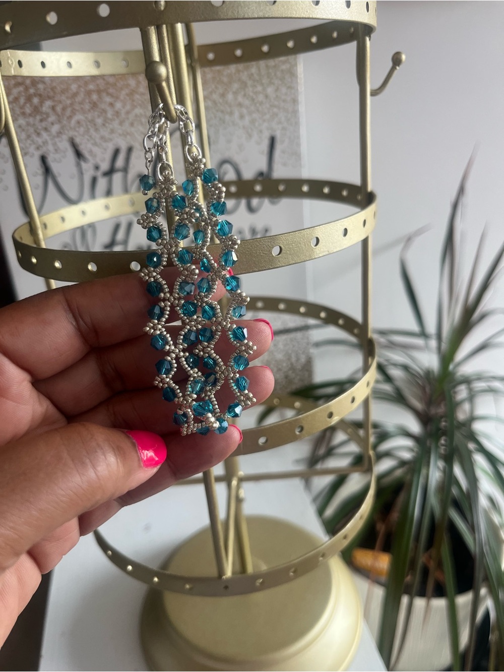 Handcrafted Teal Beaded bracelet